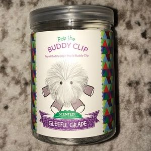 Scentsy buddy clip - Gleeful Grape